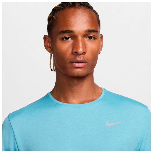 Nike - Dri-FIT UV Miler - Loopshirt