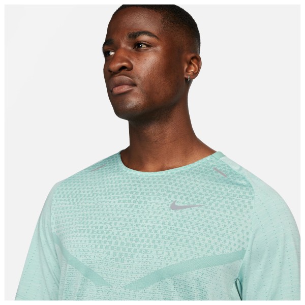 Nike - Dri-Fit ADV TechKnit Ultra S/S - Løbeshirt