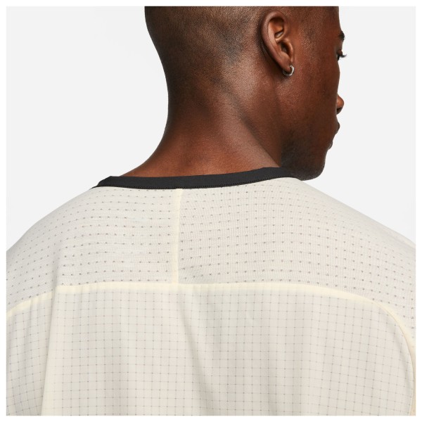 Nike - Dri-Fit Trail Solar Chase S/S - Hardloopshirt