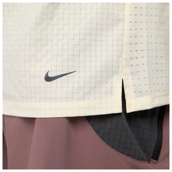 Nike - Dri-Fit Trail Solar Chase S/S - Hardloopshirt