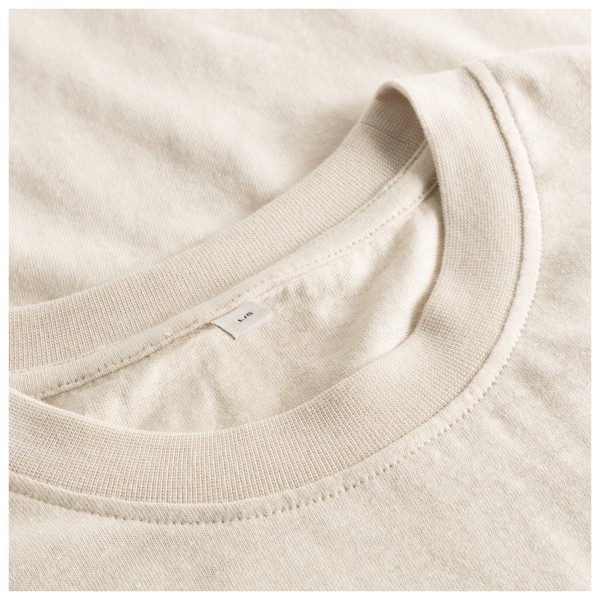 DEDICATED - T-Shirt Gustavsberg Hemp Dolphin Tail - Camiseta de manga corta