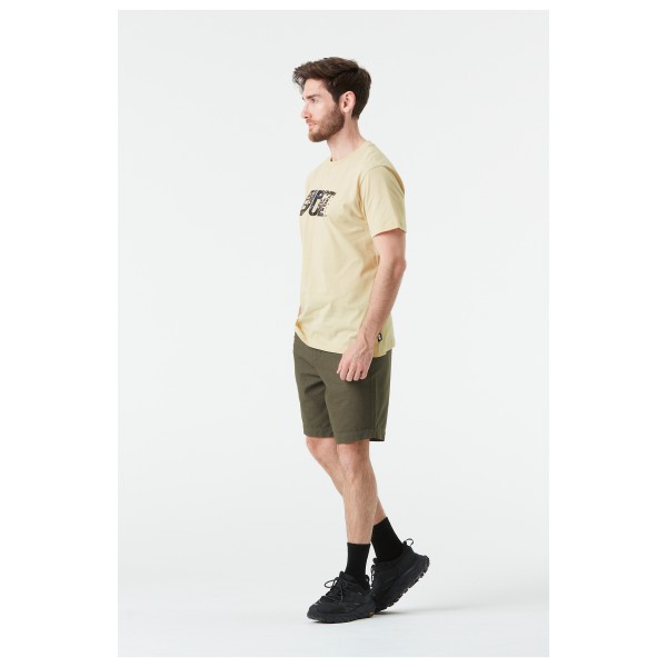 Picture - Basement Wealth Tee - T-paidat