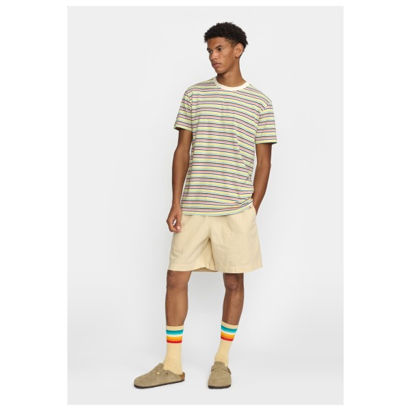 Revolution - Regular T-Shirt - T-shirt