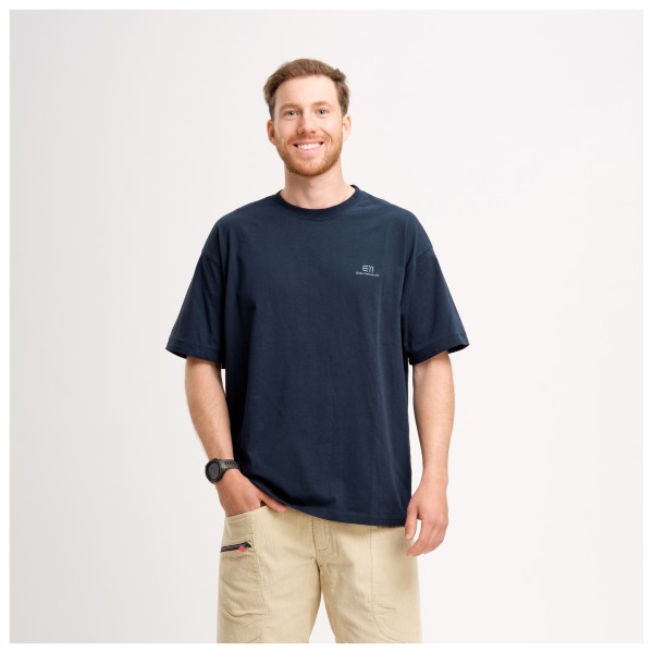 Elevenate - Legend Tee - Camiseta de manga corta