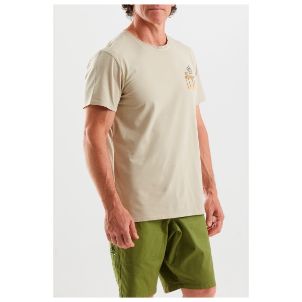 E9 - Table - T-shirt