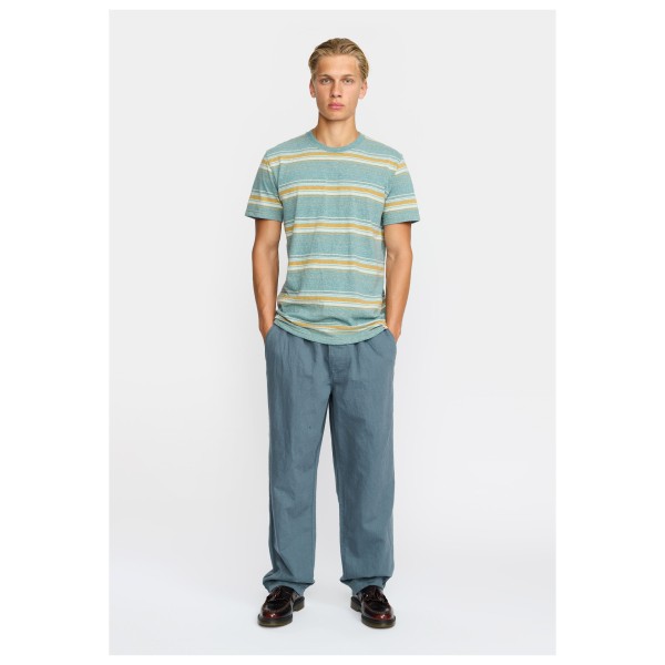 Revolution - Regular T-Shirt - T-shirt