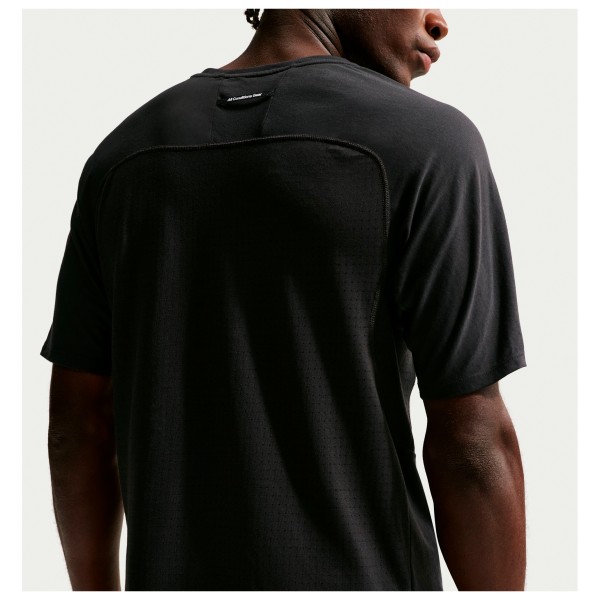 Nike - ACG Dri-Fit ADV Solar Chase S/S - Maglia da corsa
