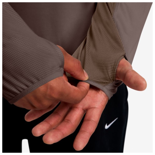 Nike - ACG Solar Chase Dri-Fit UV L/S Hooded Top - Running shirt