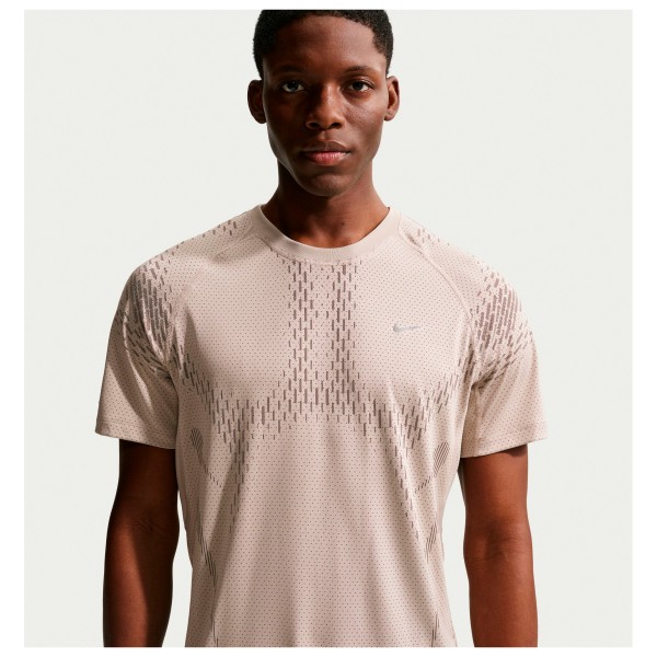 Nike - Stride Dri-FIT ADV Short-Sleeve Running Top - Running shirt