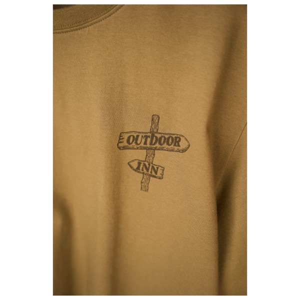 LAKOR - The Outdoor Inn T-Shirt - T-shirt