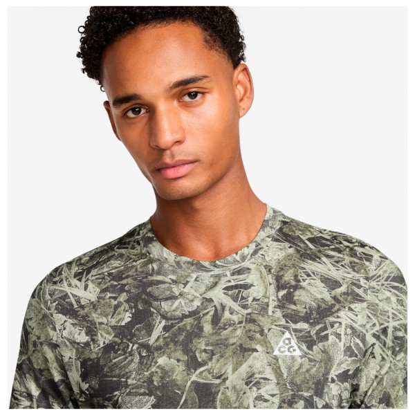 Nike - ACG Dri-Fit Tee Std Run UTMB - Sportshirt