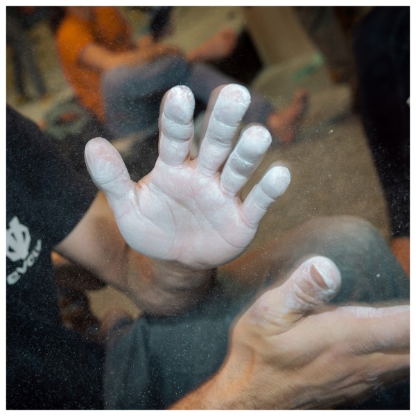 YY Vertical - Crunchy Chalk - Magnesium