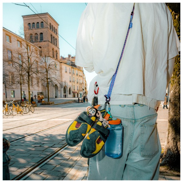 YY Vertical - Vertical Leash