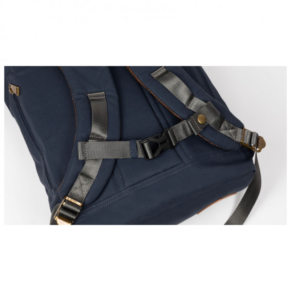 Doughnut - Christopher 18 PFC Free Series - Daypack
