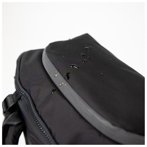 Doughnut - Dynamic Large Titan 22 - Dagsryggsäck