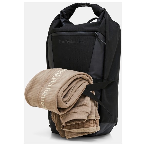Peak Performance - Roll Top Backpack - Dagsryggsäck