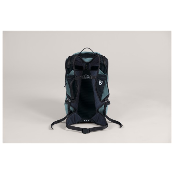 Nemo - Women's Resolve 25 - Walking backpack