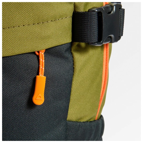 Passenger - Boondocker Zip Recycled 22 - Daypack