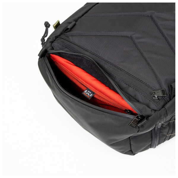 Doughnut - Navigator Light Titan 30 - Luggage
