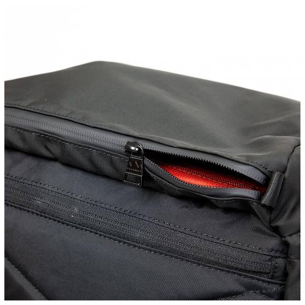 Doughnut - Navigator Light Titan 30 - Luggage