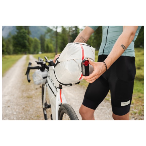 Cyclite - Radar Mount / 01 - Soporte de montaje