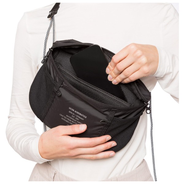 Ucon Acrobatics - Air Jona Large - Shoulder bag