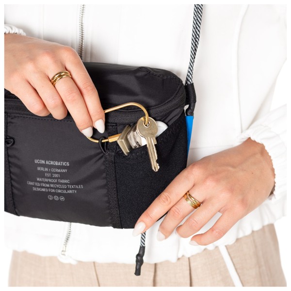 Ucon Acrobatics - Air Jona Large - Shoulder bag