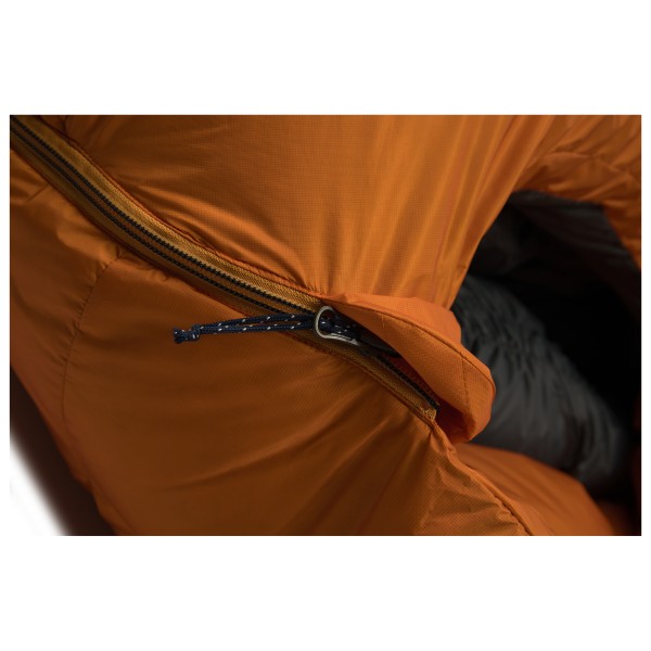 Mountain Equipment - Redline - Untuvamakuupussi