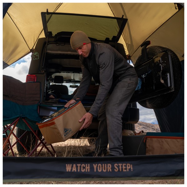 Kelty - Highroads Shelter - Bustelt
