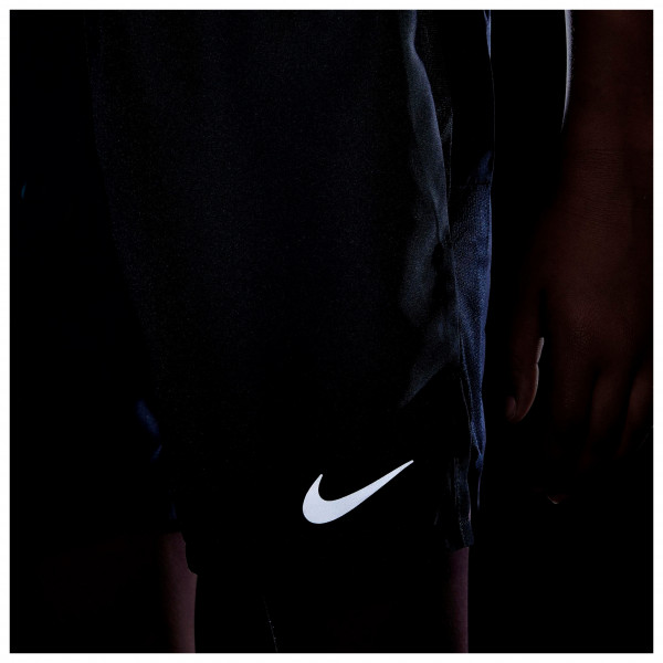 Nike - Challenger Big Kids' (Boys') Training Shorts - Pantalones cortos de running