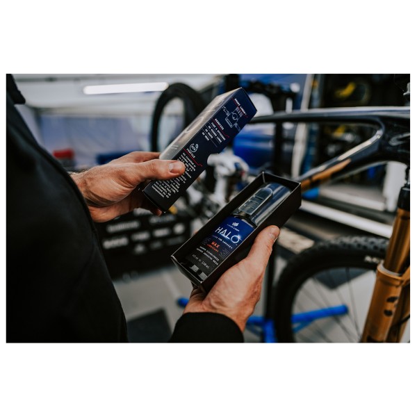 Finish Line - HALO Wax Lube Flasche + Luber - Lubricante