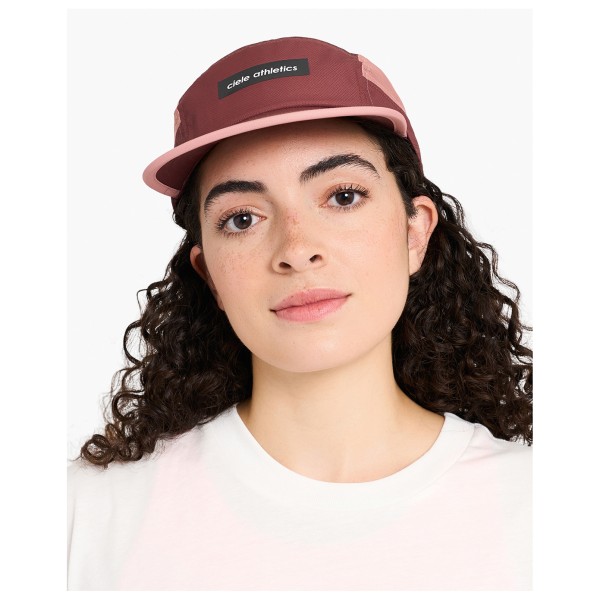 Ciele Athletics - GOCap-Field-IconicBar - Cap