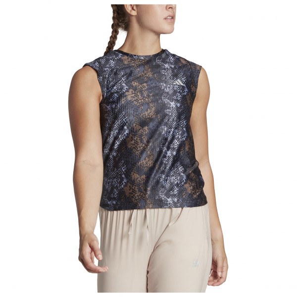 adidas - Women's Fast Aop Tee - Loopshirt