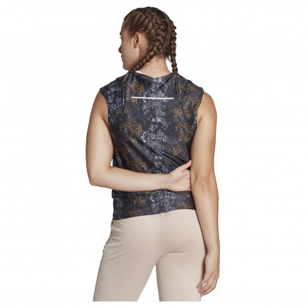 adidas - Women's Fast Aop Tee - Loopshirt