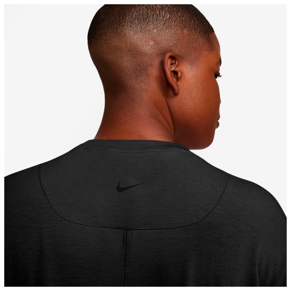 Nike - Women's One Relaxed Shirt - Funktionströja