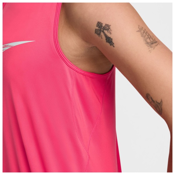 Nike - Women's One Swoosh Dri-Fit - Running shirt