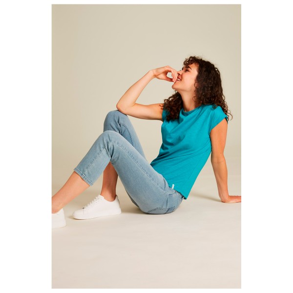 Tranquillo - Women's Loose-Fit Shirt with Detailing - T-shirt