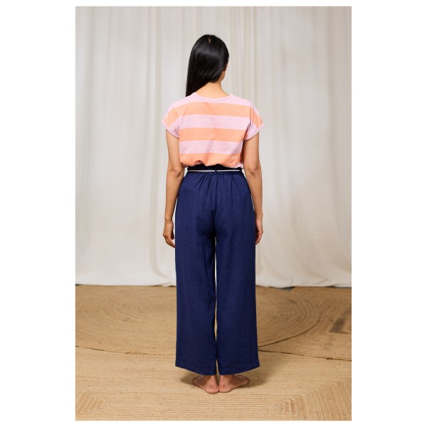 TWOTHIRDS - Women's Santadria - T-shirt