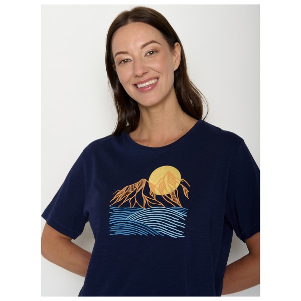 GreenBomb - Women's Mountain Scenery Nova - T-Shirt