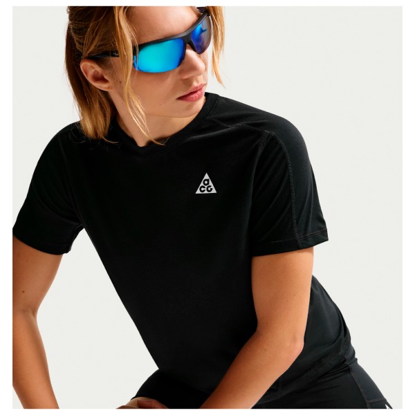Nike - Women's ACG Trail Dri-Fit S/S Top - Løbeshirt