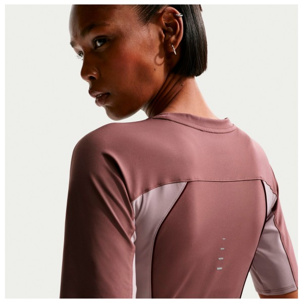 Nike - Women's Swift Dri-Fit S/S Top - Running shirt