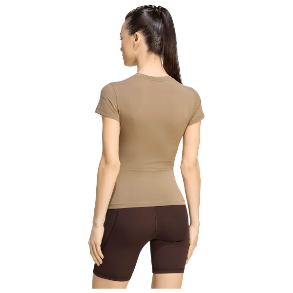 adidas - Women's Primelift Essentials Workout Contour Tee - Camiseta funcional
