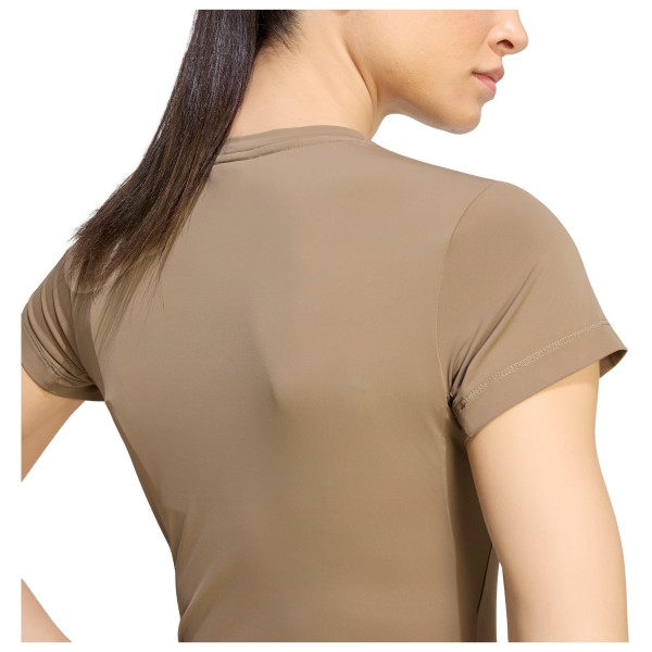 adidas - Women's Primelift Essentials Workout Contour Tee - Camiseta funcional