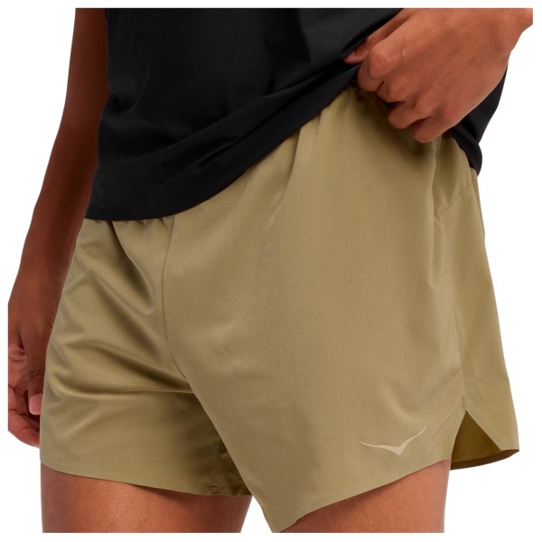 HOKA Glide 5'' Short w/ Brief Laufshorts Men (Gr M |beige)