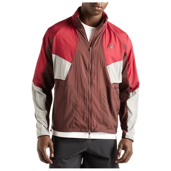 New Balance RC Jacket Hardloopjack Bruin