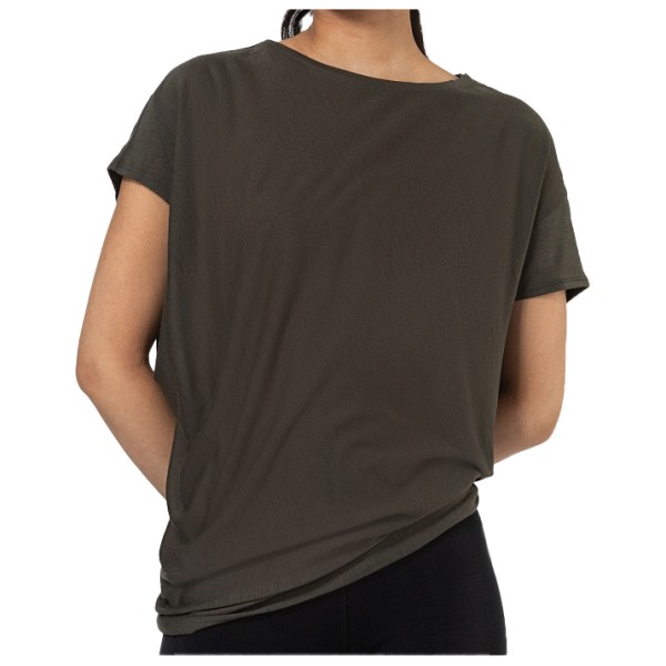 Image of super.natural - Women"s Yoga Loose Tee - T-Shirt Gr 38 - M schwarz'