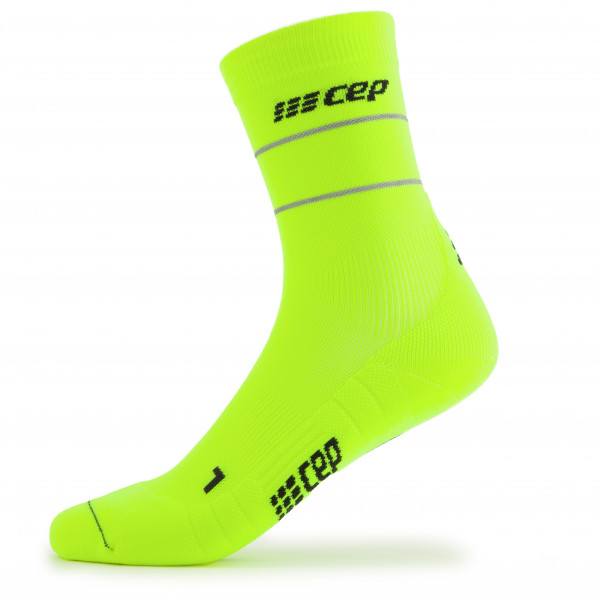 Image of CEP - Reflective Mid Cut Socks - Laufsocken Gr III grün