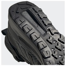 adidas trailmaker mid