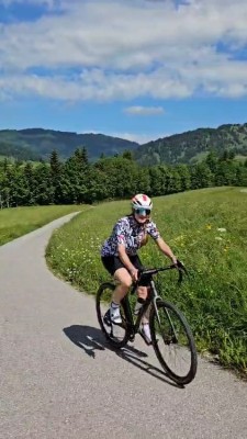 Tuotetta Alé - Women's Ride Jersey - Pyöräilypusero koskeva kuva 1 k&auml;ytt&auml;j&auml;lt&auml; Susanne