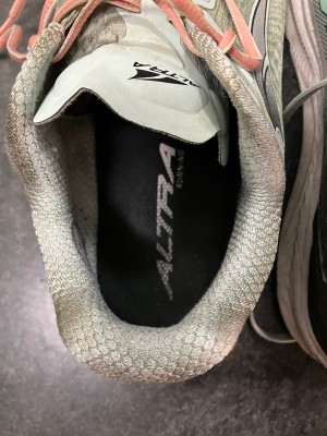 Imagen 4 de Sara sobre Altra - Women's Torin 6 - Zapatillas para correr